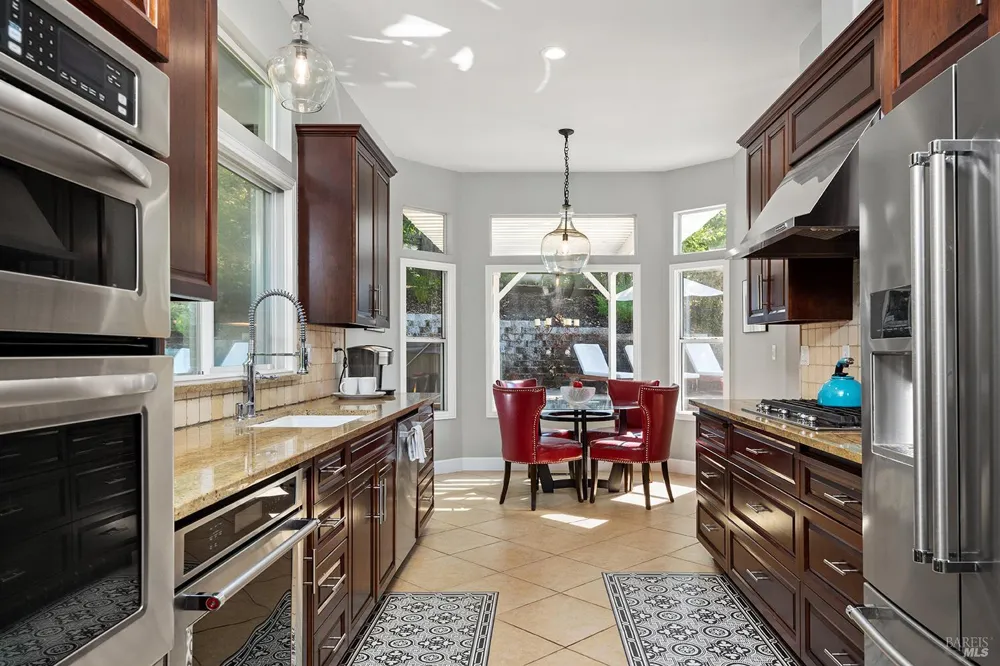 3991 Haven Court Sebastopol, CA 95472