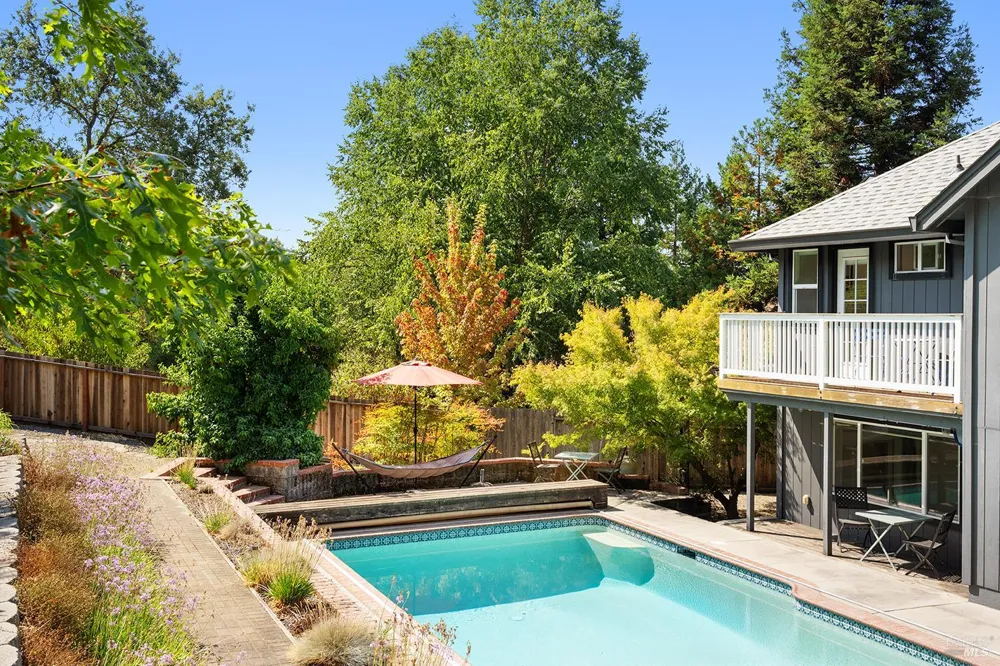 3991 Haven Court Sebastopol, CA 95472