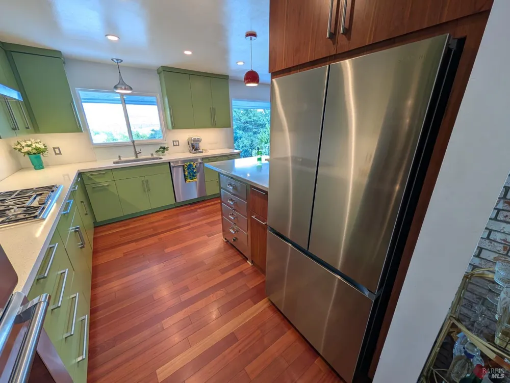 211 Hill Boulevard Petaluma, CA 94952