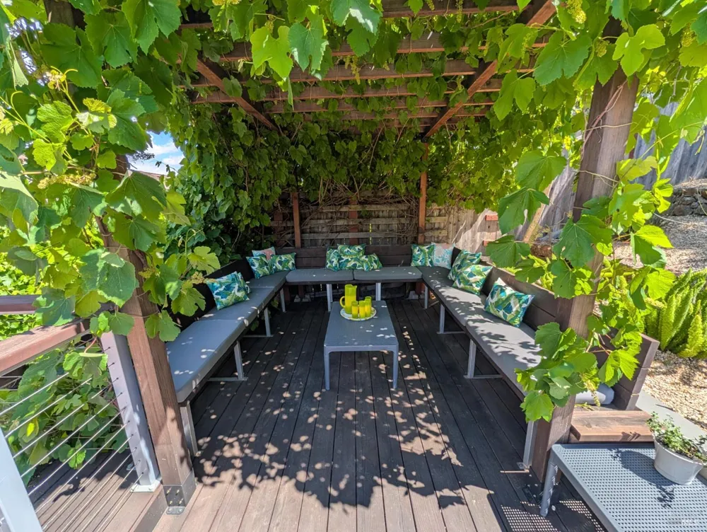 211 Hill Boulevard Petaluma, CA 94952