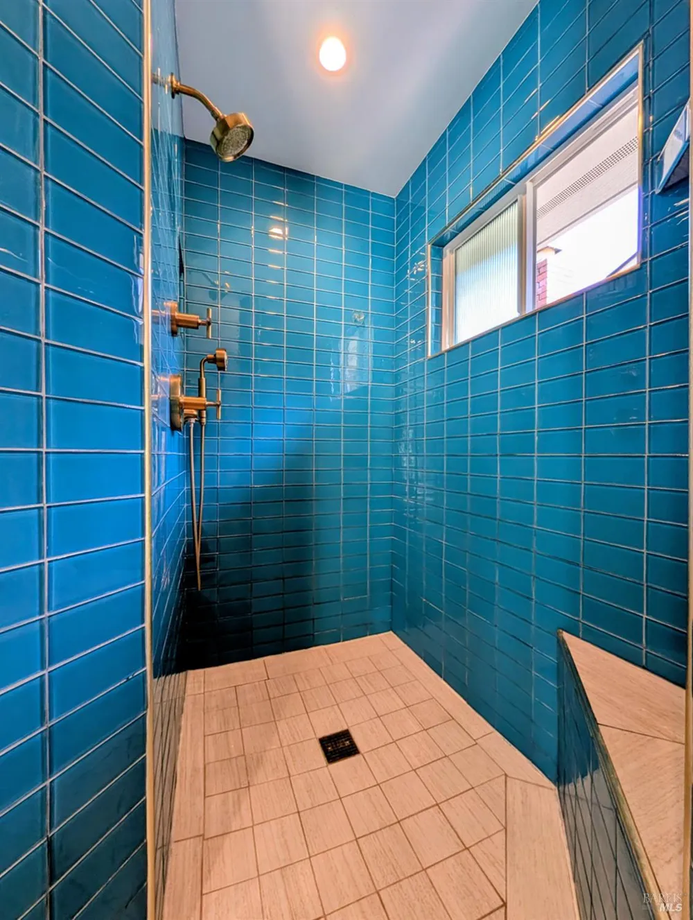 211 Hill Boulevard Petaluma, CA 94952