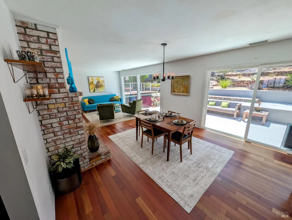 211 Hill Boulevard Petaluma, CA 94952