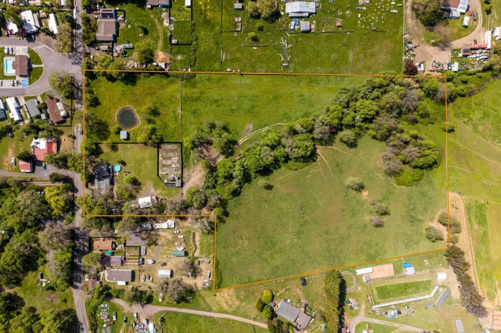 2150 Valley Road Willits, CA 95490
