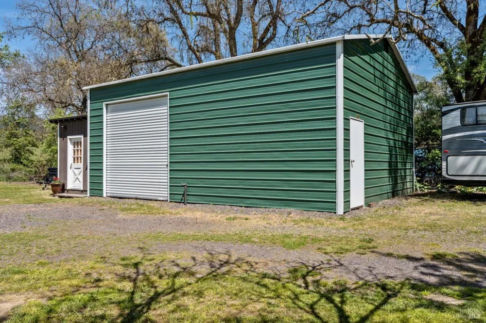 2150 Valley Road Willits, CA 95490