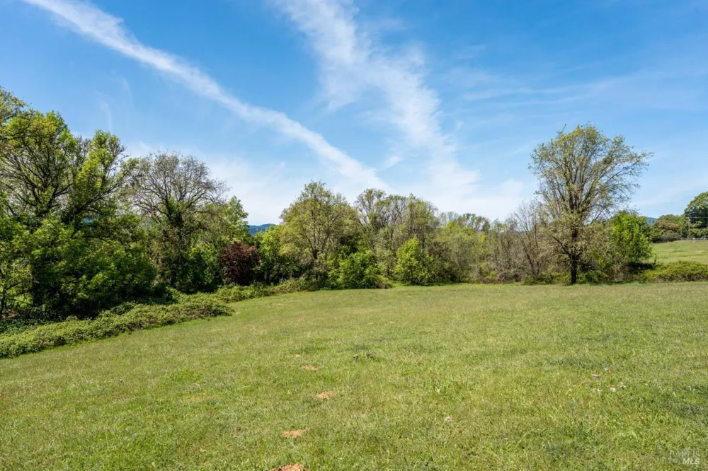 2150 Valley Road Willits, CA 95490
