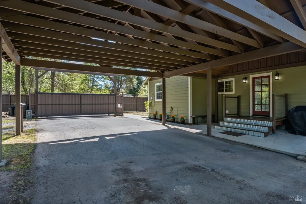 2150 Valley Road Willits, CA 95490
