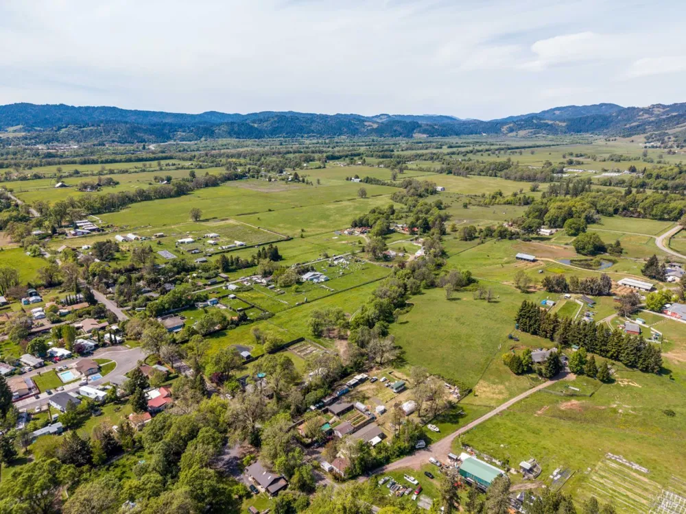2150 Valley Road Willits, CA 95490