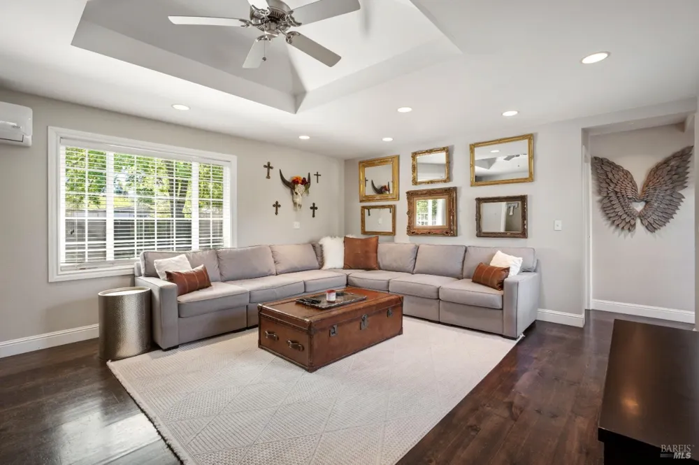 2150 Valley Road Willits, CA 95490