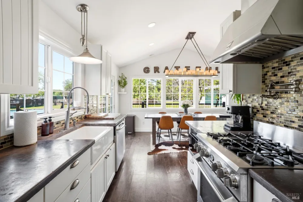 2150 Valley Road Willits, CA 95490