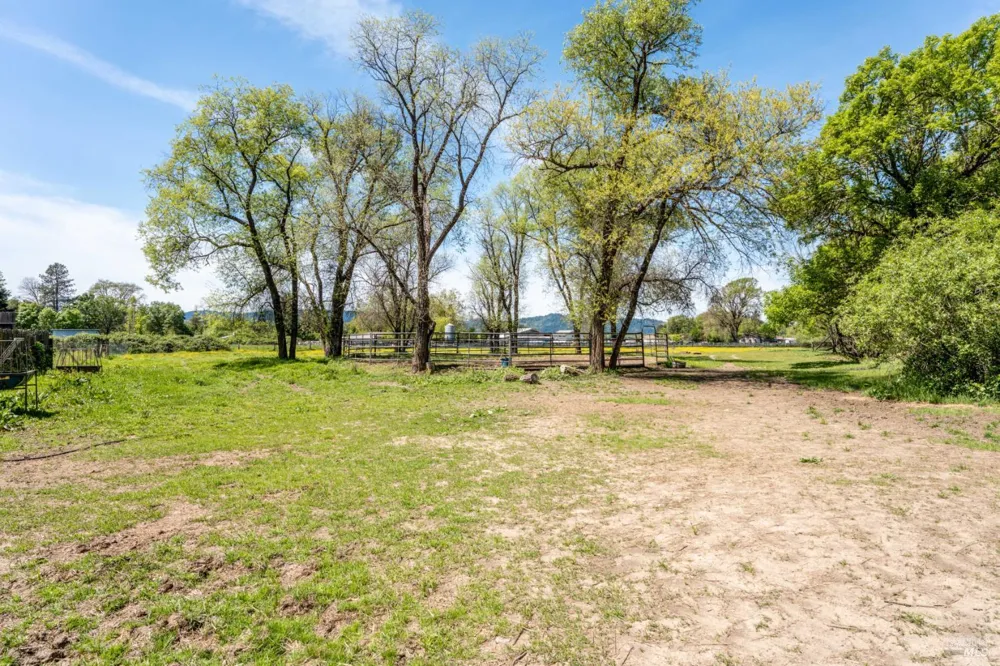2150 Valley Road Willits, CA 95490