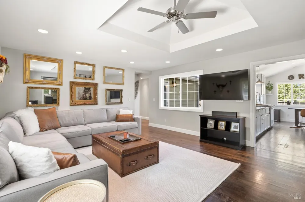2150 Valley Road Willits, CA 95490