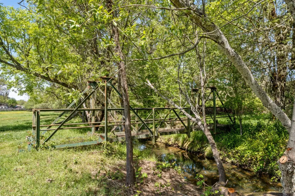 2150 Valley Road Willits, CA 95490