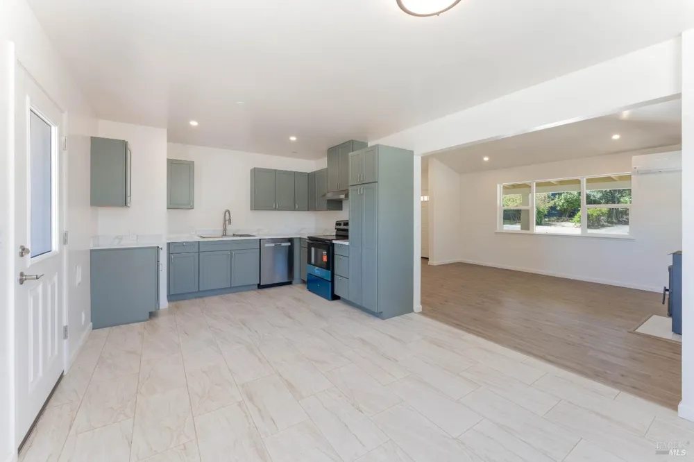 355 North Street Willits, CA 95490