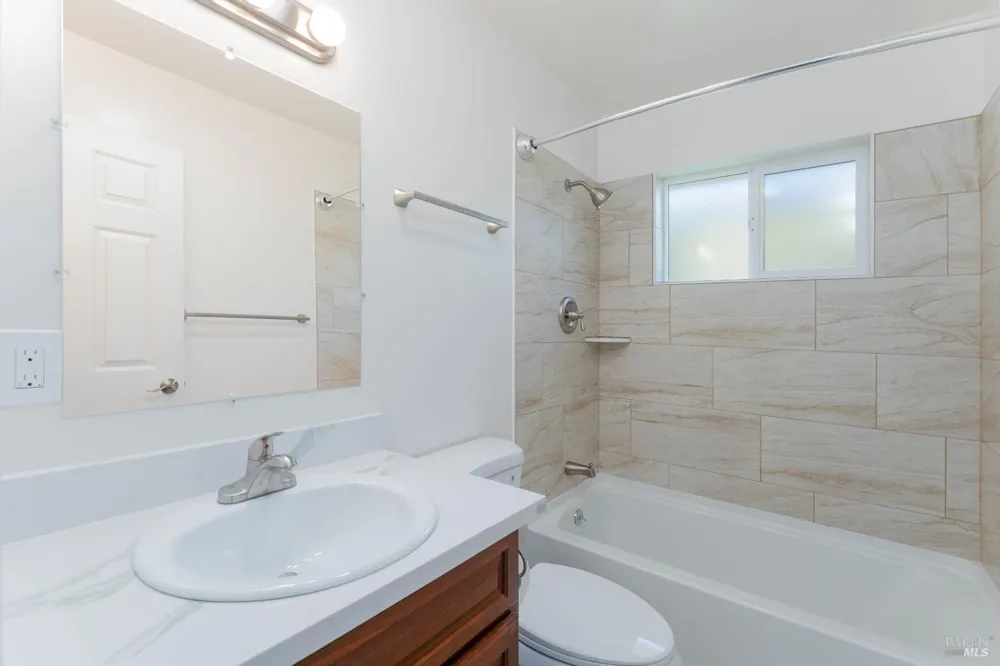 355 North Street Willits, CA 95490