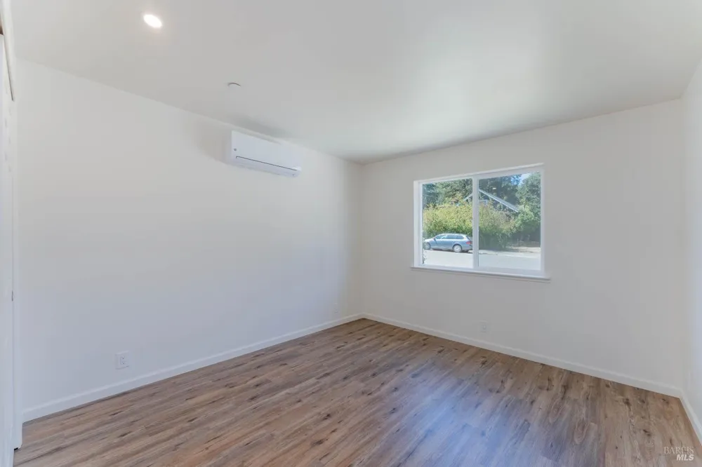 355 North Street Willits, CA 95490