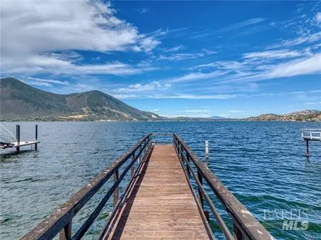 2890 Silverado Lane Clearlake, CA 95422