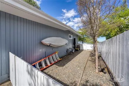 2890 Silverado Lane Clearlake, CA 95422