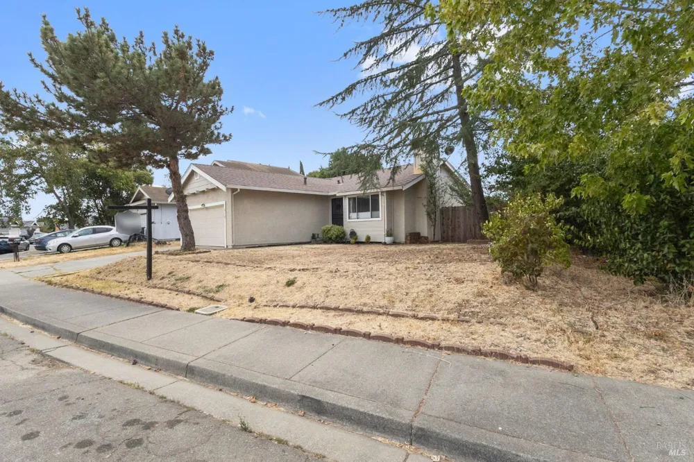 910 Javan Way Suisun City, CA 94585