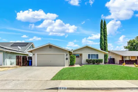275 Bowline Drive