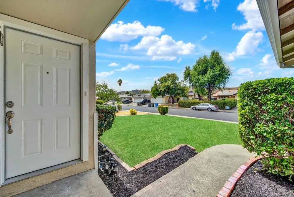 275 Bowline Drive Vacaville, CA 95687