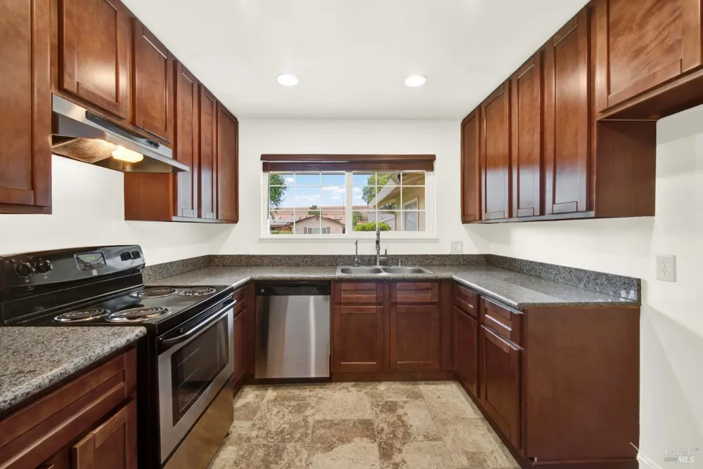 275 Bowline Drive Vacaville, CA 95687