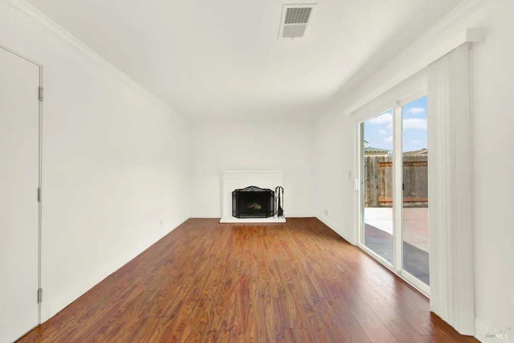 275 Bowline Drive Vacaville, CA 95687