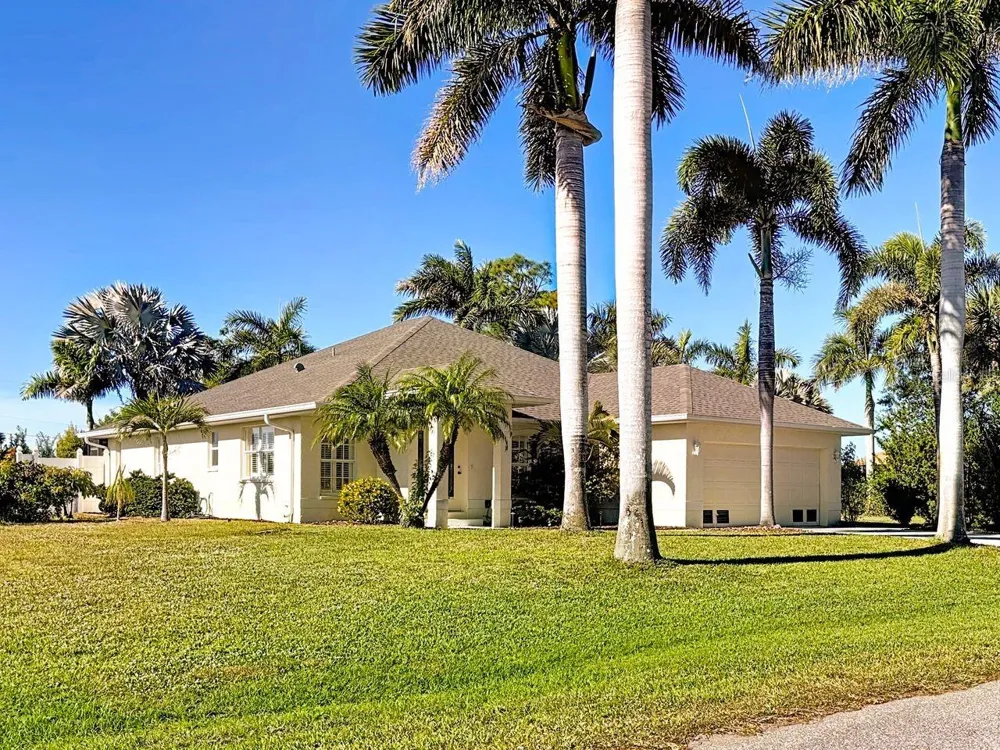 101 & 103 WAHOO DRIVE Rotonda West, FL 33947