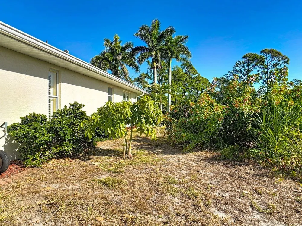 101 & 103 WAHOO DRIVE Rotonda West, FL 33947