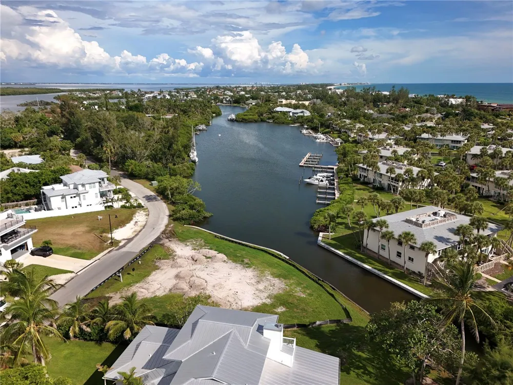 6801 LONGBOAT DRIVE S Longboat Key, FL 34228