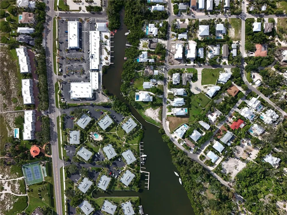6801 LONGBOAT DRIVE S Longboat Key, FL 34228