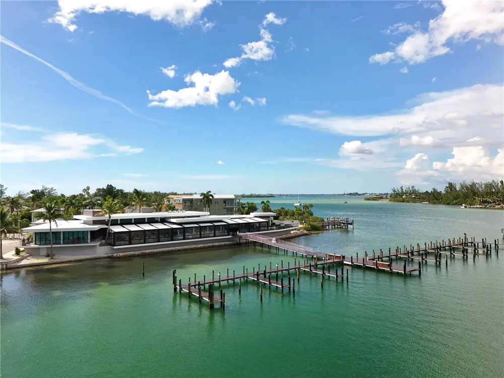 6801 LONGBOAT DRIVE S Longboat Key, FL 34228