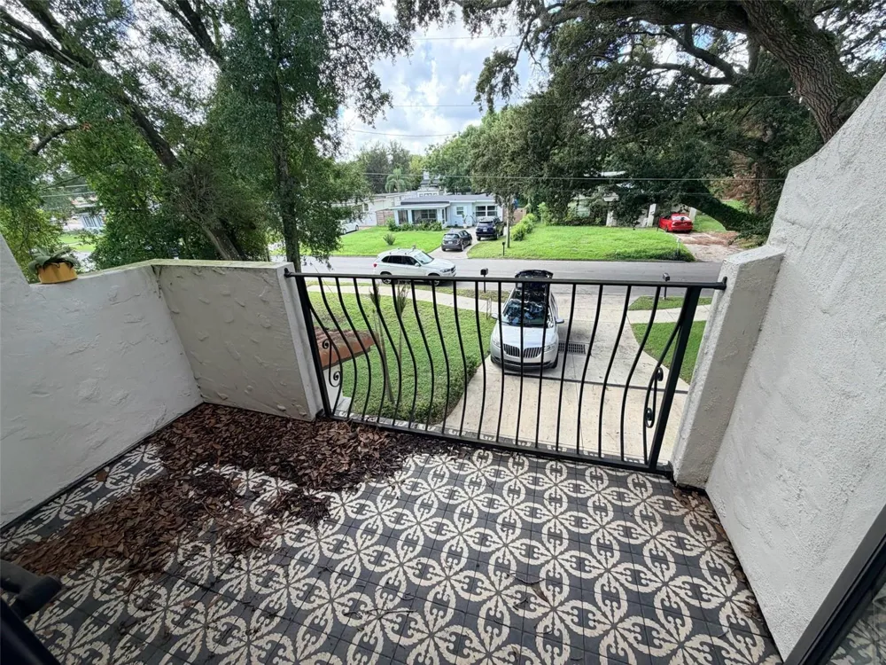 2013 E ESTHER STREET Orlando, FL 32806
