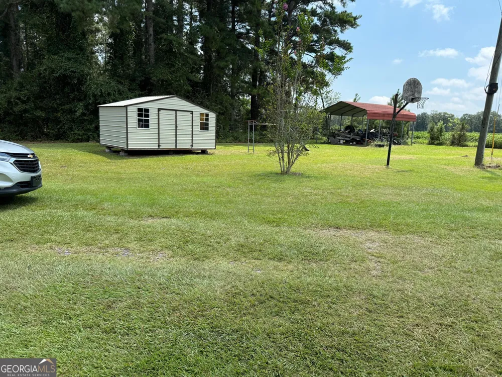 319 Poppy RD Ocilla, GA 31774