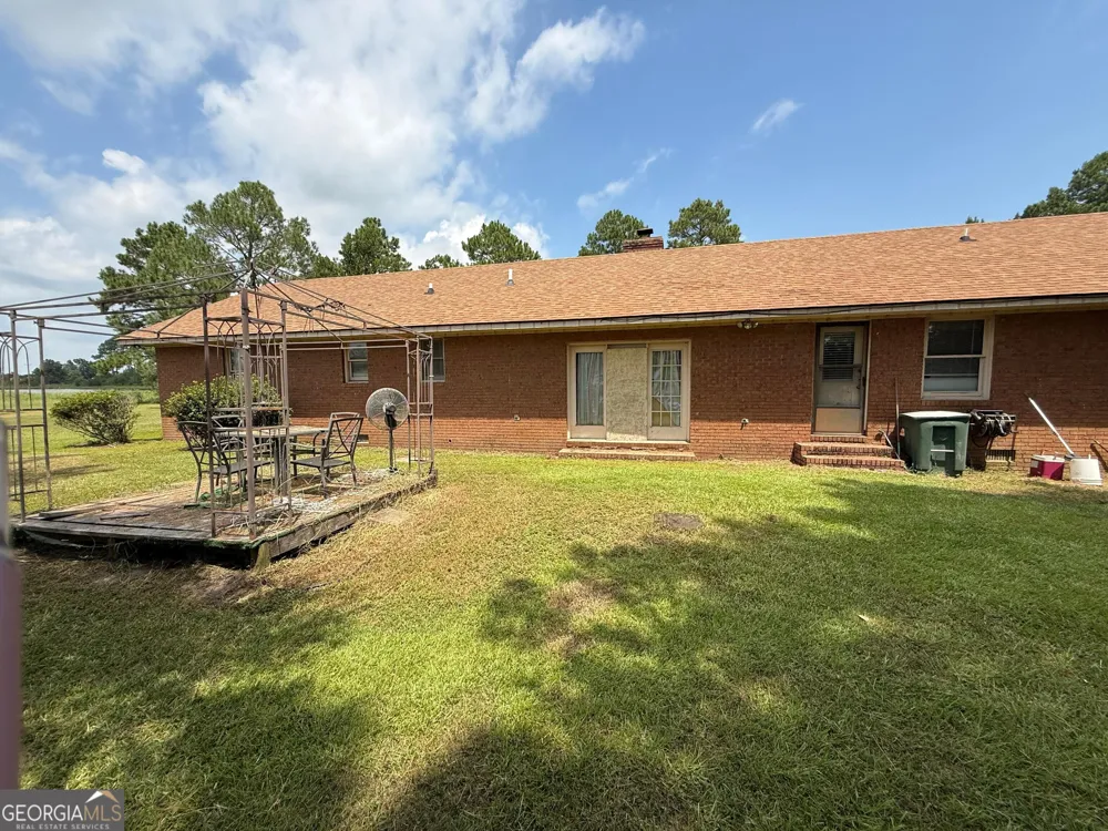 319 Poppy RD Ocilla, GA 31774