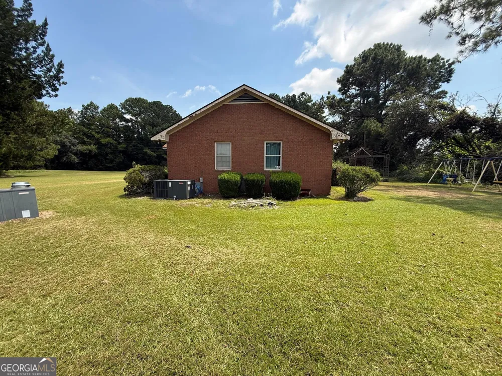 319 Poppy RD Ocilla, GA 31774