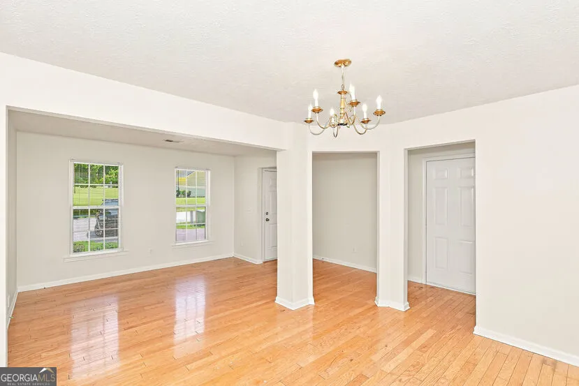 9880 Vista CIR Union City, GA 30291
