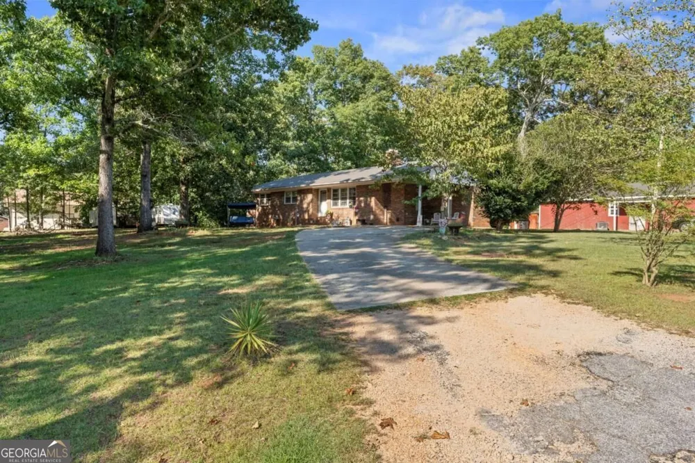 25 Dubignon DR Toccoa, GA 30577