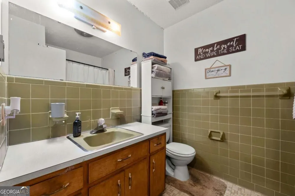 25 Dubignon DR Toccoa, GA 30577
