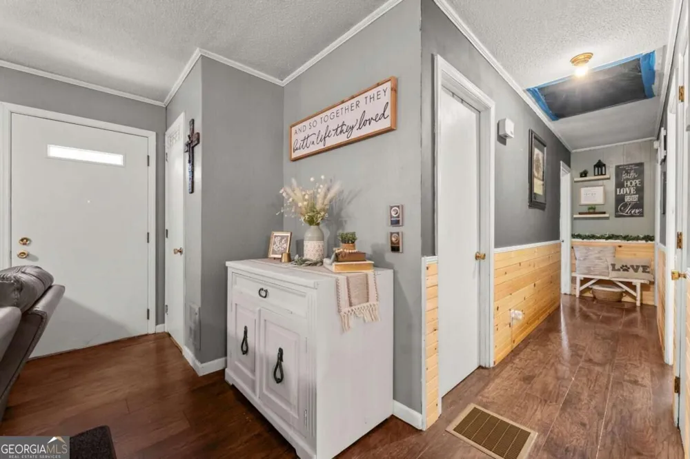 25 Dubignon DR Toccoa, GA 30577