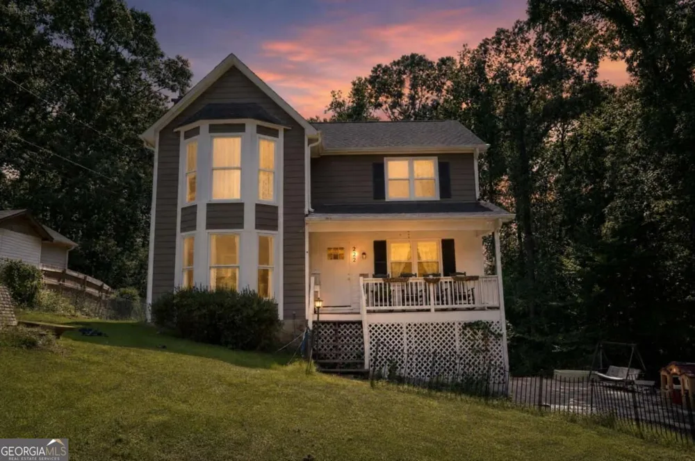 222 Valley Brook DR Woodstock, GA 30188