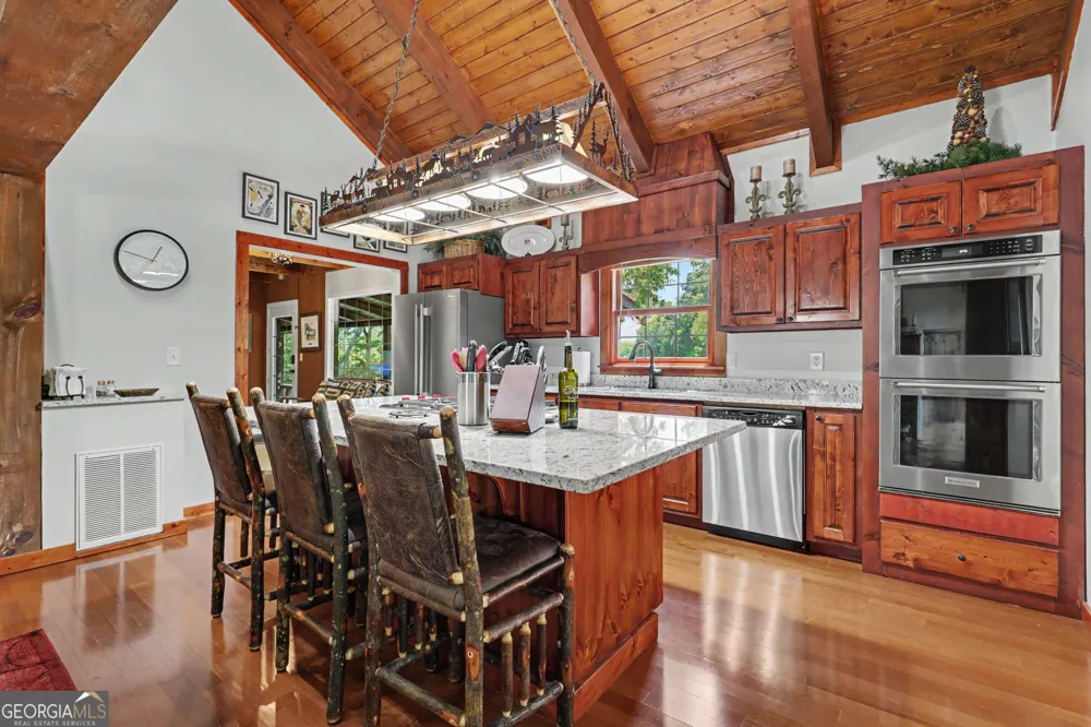 259 Eagle Chase CIR Dillard, GA 30537