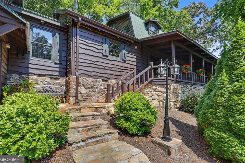 259 Eagle Chase CIR Dillard, GA 30537