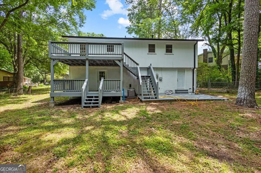 394 Burr Oak CT Lawrenceville, GA 30046