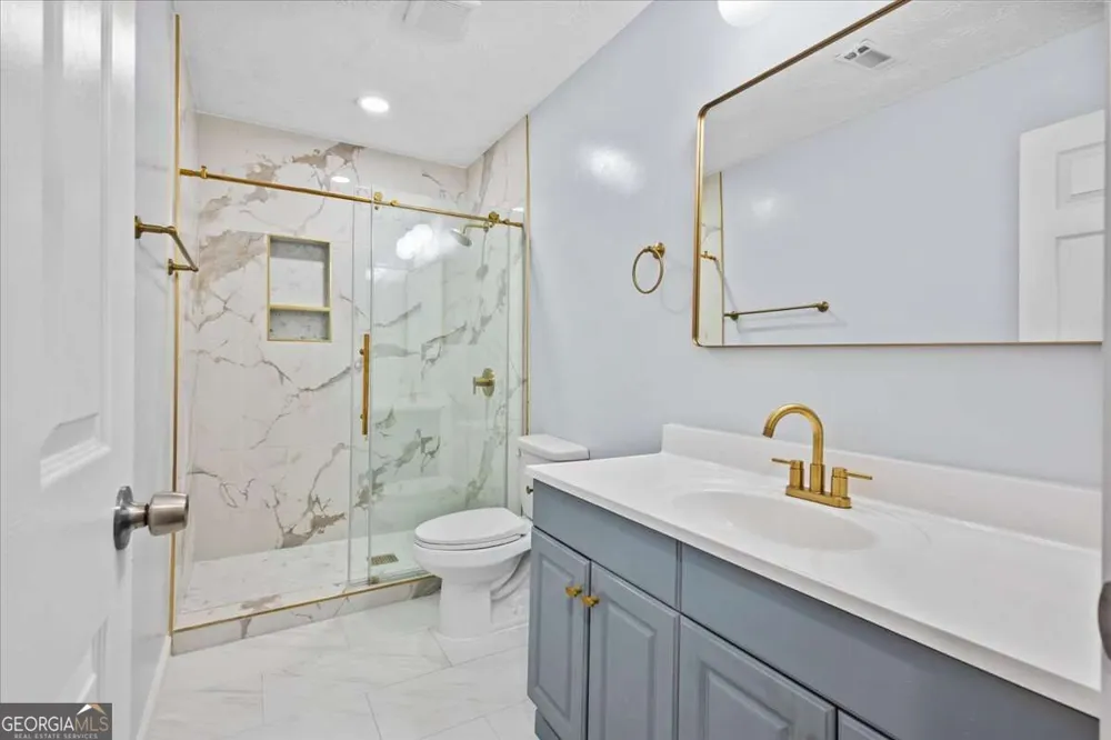 394 Burr Oak CT Lawrenceville, GA 30046