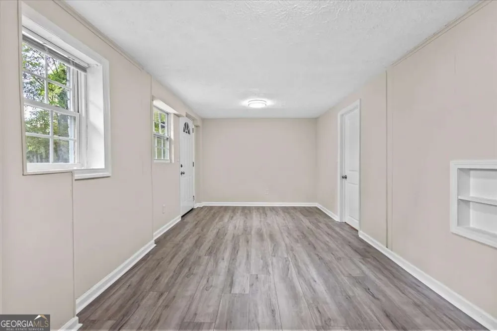 394 Burr Oak CT Lawrenceville, GA 30046