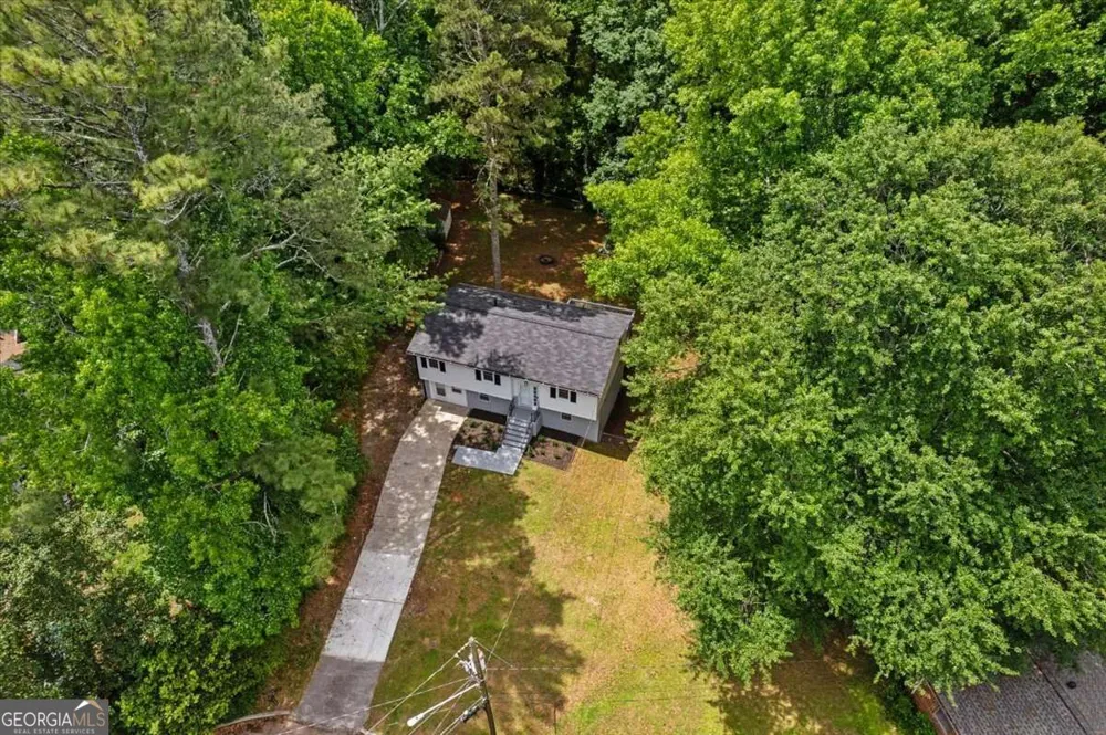 394 Burr Oak CT Lawrenceville, GA 30046