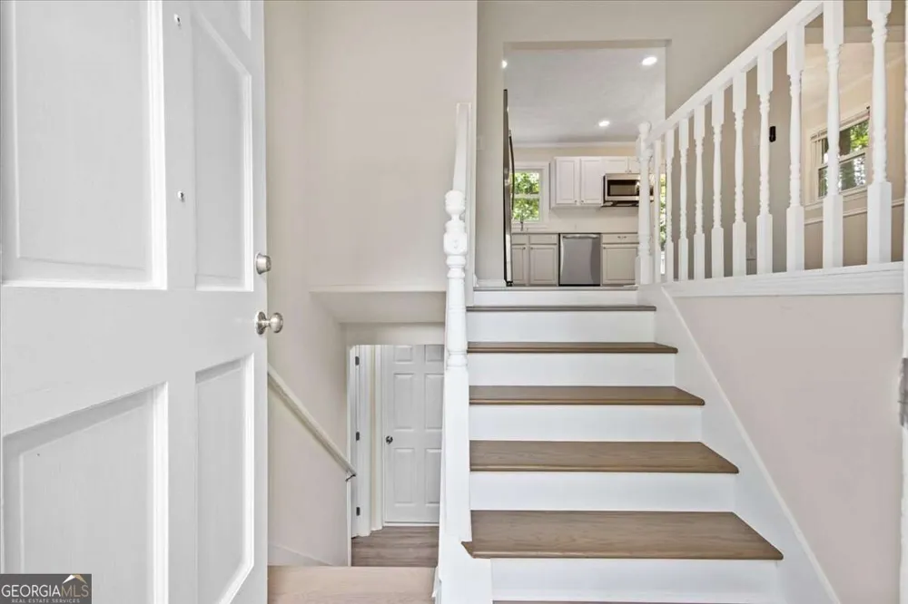 394 Burr Oak CT Lawrenceville, GA 30046