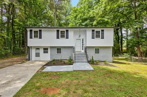 394 Burr Oak Court