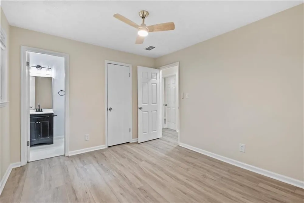 394 Burr Oak Court Lawrenceville, GA 30046