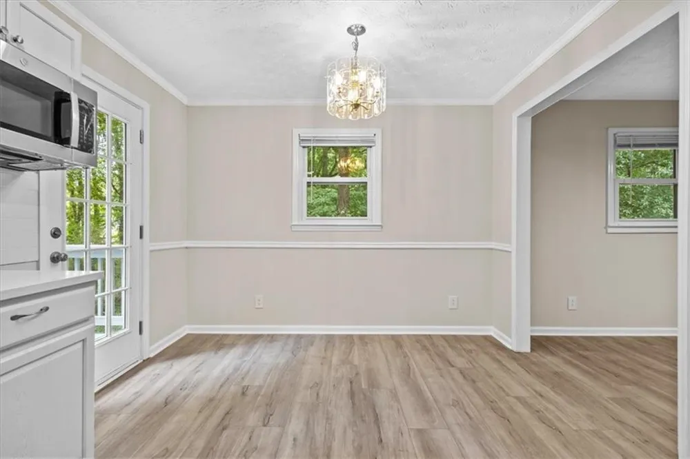 394 Burr Oak Court Lawrenceville, GA 30046